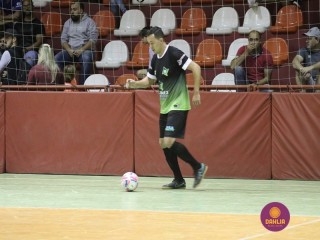 
<a style='margin-left: 5px;' class='btn btn-xs btn-social btn-facebook' href='https://www.facebook.com/sharer/sharer.php?u=https://www.boladovale.com.br/imgs/800-800-90/conteudo/fotos/1256/img0903.jpg' rel='popup' data-width='500' data-height='400'><i class='fa fa-facebook'></i>Compartilhar <span class='hidden-xs'>no Facebook</span>
</a> 
<a class='btn btn-default btn-xs' target='_blank' href='imgs/800-800-90/conteudo/fotos/1256/img0903.jpg'>
<span class='glyphicon glyphicon-cloud-download'></span> Salvar
</a> 
<span></span>