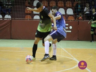 
<a style='margin-left: 5px;' class='btn btn-xs btn-social btn-facebook' href='https://www.facebook.com/sharer/sharer.php?u=https://www.boladovale.com.br/imgs/800-800-90/conteudo/fotos/1256/img0909.jpg' rel='popup' data-width='500' data-height='400'><i class='fa fa-facebook'></i>Compartilhar <span class='hidden-xs'>no Facebook</span>
</a> 
<a class='btn btn-default btn-xs' target='_blank' href='imgs/800-800-90/conteudo/fotos/1256/img0909.jpg'>
<span class='glyphicon glyphicon-cloud-download'></span> Salvar
</a> 
<span></span>