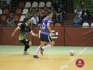 
<a style='margin-left: 5px;' class='btn btn-xs btn-social btn-facebook' href='https://www.facebook.com/sharer/sharer.php?u=https://www.boladovale.com.br/imgs/800-800-90/conteudo/fotos/1256/img0912.jpg' rel='popup' data-width='500' data-height='400'><i class='fa fa-facebook'></i>Compartilhar <span class='hidden-xs'>no Facebook</span>
</a> 
<a class='btn btn-default btn-xs' target='_blank' href='imgs/800-800-90/conteudo/fotos/1256/img0912.jpg'>
<span class='glyphicon glyphicon-cloud-download'></span> Salvar
</a> 
<span></span>