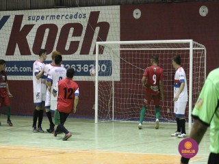 
<a style='margin-left: 5px;' class='btn btn-xs btn-social btn-facebook' href='https://www.facebook.com/sharer/sharer.php?u=https://www.boladovale.com.br/imgs/800-800-90/conteudo/fotos/1258/img1050.jpg' rel='popup' data-width='500' data-height='400'><i class='fa fa-facebook'></i>Compartilhar <span class='hidden-xs'>no Facebook</span>
</a> 
<a class='btn btn-default btn-xs' target='_blank' href='imgs/800-800-90/conteudo/fotos/1258/img1050.jpg'>
<span class='glyphicon glyphicon-cloud-download'></span> Salvar
</a> 
<span></span>