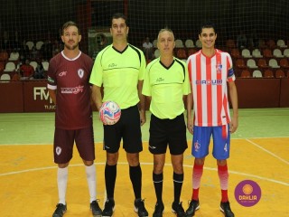 
<a style='margin-left: 5px;' class='btn btn-xs btn-social btn-facebook' href='https://www.facebook.com/sharer/sharer.php?u=https://www.boladovale.com.br/imgs/800-800-90/conteudo/fotos/1259/img1070.jpg' rel='popup' data-width='500' data-height='400'><i class='fa fa-facebook'></i>Compartilhar <span class='hidden-xs'>no Facebook</span>
</a> 
<a class='btn btn-default btn-xs' target='_blank' href='imgs/800-800-90/conteudo/fotos/1259/img1070.jpg'>
<span class='glyphicon glyphicon-cloud-download'></span> Salvar
</a> 
<span></span>