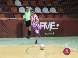 
<a style='margin-left: 5px;' class='btn btn-xs btn-social btn-facebook' href='https://www.facebook.com/sharer/sharer.php?u=https://www.boladovale.com.br/imgs/800-800-90/conteudo/fotos/1259/img1117.jpg' rel='popup' data-width='500' data-height='400'><i class='fa fa-facebook'></i>Compartilhar <span class='hidden-xs'>no Facebook</span>
</a> 
<a class='btn btn-default btn-xs' target='_blank' href='imgs/800-800-90/conteudo/fotos/1259/img1117.jpg'>
<span class='glyphicon glyphicon-cloud-download'></span> Salvar
</a> 
<span></span>
