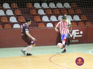 
<a style='margin-left: 5px;' class='btn btn-xs btn-social btn-facebook' href='https://www.facebook.com/sharer/sharer.php?u=https://www.boladovale.com.br/imgs/800-800-90/conteudo/fotos/1259/img1134.jpg' rel='popup' data-width='500' data-height='400'><i class='fa fa-facebook'></i>Compartilhar <span class='hidden-xs'>no Facebook</span>
</a> 
<a class='btn btn-default btn-xs' target='_blank' href='imgs/800-800-90/conteudo/fotos/1259/img1134.jpg'>
<span class='glyphicon glyphicon-cloud-download'></span> Salvar
</a> 
<span></span>