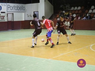 
<a style='margin-left: 5px;' class='btn btn-xs btn-social btn-facebook' href='https://www.facebook.com/sharer/sharer.php?u=https://www.boladovale.com.br/imgs/800-800-90/conteudo/fotos/1259/img1135.jpg' rel='popup' data-width='500' data-height='400'><i class='fa fa-facebook'></i>Compartilhar <span class='hidden-xs'>no Facebook</span>
</a> 
<a class='btn btn-default btn-xs' target='_blank' href='imgs/800-800-90/conteudo/fotos/1259/img1135.jpg'>
<span class='glyphicon glyphicon-cloud-download'></span> Salvar
</a> 
<span></span>
