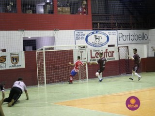 
<a style='margin-left: 5px;' class='btn btn-xs btn-social btn-facebook' href='https://www.facebook.com/sharer/sharer.php?u=https://www.boladovale.com.br/imgs/800-800-90/conteudo/fotos/1259/img1152.jpg' rel='popup' data-width='500' data-height='400'><i class='fa fa-facebook'></i>Compartilhar <span class='hidden-xs'>no Facebook</span>
</a> 
<a class='btn btn-default btn-xs' target='_blank' href='imgs/800-800-90/conteudo/fotos/1259/img1152.jpg'>
<span class='glyphicon glyphicon-cloud-download'></span> Salvar
</a> 
<span></span>