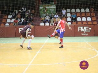 
<a style='margin-left: 5px;' class='btn btn-xs btn-social btn-facebook' href='https://www.facebook.com/sharer/sharer.php?u=https://www.boladovale.com.br/imgs/800-800-90/conteudo/fotos/1259/img1168.jpg' rel='popup' data-width='500' data-height='400'><i class='fa fa-facebook'></i>Compartilhar <span class='hidden-xs'>no Facebook</span>
</a> 
<a class='btn btn-default btn-xs' target='_blank' href='imgs/800-800-90/conteudo/fotos/1259/img1168.jpg'>
<span class='glyphicon glyphicon-cloud-download'></span> Salvar
</a> 
<span></span>