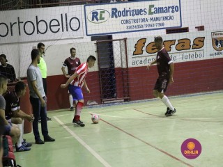 
<a style='margin-left: 5px;' class='btn btn-xs btn-social btn-facebook' href='https://www.facebook.com/sharer/sharer.php?u=https://www.boladovale.com.br/imgs/800-800-90/conteudo/fotos/1259/img1184.jpg' rel='popup' data-width='500' data-height='400'><i class='fa fa-facebook'></i>Compartilhar <span class='hidden-xs'>no Facebook</span>
</a> 
<a class='btn btn-default btn-xs' target='_blank' href='imgs/800-800-90/conteudo/fotos/1259/img1184.jpg'>
<span class='glyphicon glyphicon-cloud-download'></span> Salvar
</a> 
<span></span>