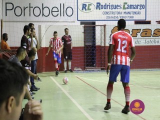 
<a style='margin-left: 5px;' class='btn btn-xs btn-social btn-facebook' href='https://www.facebook.com/sharer/sharer.php?u=https://www.boladovale.com.br/imgs/800-800-90/conteudo/fotos/1259/img1185.jpg' rel='popup' data-width='500' data-height='400'><i class='fa fa-facebook'></i>Compartilhar <span class='hidden-xs'>no Facebook</span>
</a> 
<a class='btn btn-default btn-xs' target='_blank' href='imgs/800-800-90/conteudo/fotos/1259/img1185.jpg'>
<span class='glyphicon glyphicon-cloud-download'></span> Salvar
</a> 
<span></span>