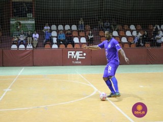 
<a style='margin-left: 5px;' class='btn btn-xs btn-social btn-facebook' href='https://www.facebook.com/sharer/sharer.php?u=https://www.boladovale.com.br/imgs/800-800-90/conteudo/fotos/1260/img1235.jpg' rel='popup' data-width='500' data-height='400'><i class='fa fa-facebook'></i>Compartilhar <span class='hidden-xs'>no Facebook</span>
</a> 
<a class='btn btn-default btn-xs' target='_blank' href='imgs/800-800-90/conteudo/fotos/1260/img1235.jpg'>
<span class='glyphicon glyphicon-cloud-download'></span> Salvar
</a> 
<span></span>