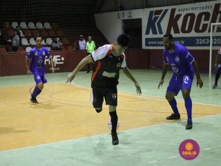 
<a style='margin-left: 5px;' class='btn btn-xs btn-social btn-facebook' href='https://www.facebook.com/sharer/sharer.php?u=https://www.boladovale.com.br/imgs/800-800-90/conteudo/fotos/1260/img1249.jpg' rel='popup' data-width='500' data-height='400'><i class='fa fa-facebook'></i>Compartilhar <span class='hidden-xs'>no Facebook</span>
</a> 
<a class='btn btn-default btn-xs' target='_blank' href='imgs/800-800-90/conteudo/fotos/1260/img1249.jpg'>
<span class='glyphicon glyphicon-cloud-download'></span> Salvar
</a> 
<span></span>