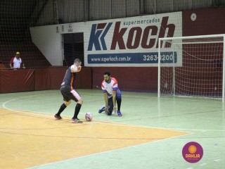 
<a style='margin-left: 5px;' class='btn btn-xs btn-social btn-facebook' href='https://www.facebook.com/sharer/sharer.php?u=https://www.boladovale.com.br/imgs/800-800-90/conteudo/fotos/1260/img1268.jpg' rel='popup' data-width='500' data-height='400'><i class='fa fa-facebook'></i>Compartilhar <span class='hidden-xs'>no Facebook</span>
</a> 
<a class='btn btn-default btn-xs' target='_blank' href='imgs/800-800-90/conteudo/fotos/1260/img1268.jpg'>
<span class='glyphicon glyphicon-cloud-download'></span> Salvar
</a> 
<span></span>
