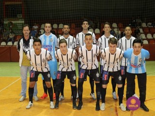 
<a style='margin-left: 5px;' class='btn btn-xs btn-social btn-facebook' href='https://www.facebook.com/sharer/sharer.php?u=https://www.boladovale.com.br/imgs/800-800-90/conteudo/fotos/1261/img1347.jpg' rel='popup' data-width='500' data-height='400'><i class='fa fa-facebook'></i>Compartilhar <span class='hidden-xs'>no Facebook</span>
</a> 
<a class='btn btn-default btn-xs' target='_blank' href='imgs/800-800-90/conteudo/fotos/1261/img1347.jpg'>
<span class='glyphicon glyphicon-cloud-download'></span> Salvar
</a> 
<span></span>