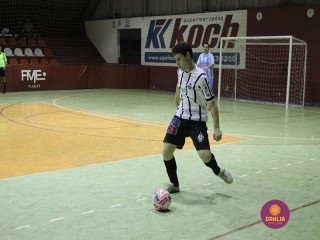 
<a style='margin-left: 5px;' class='btn btn-xs btn-social btn-facebook' href='https://www.facebook.com/sharer/sharer.php?u=https://www.boladovale.com.br/imgs/800-800-90/conteudo/fotos/1261/img1361.jpg' rel='popup' data-width='500' data-height='400'><i class='fa fa-facebook'></i>Compartilhar <span class='hidden-xs'>no Facebook</span>
</a> 
<a class='btn btn-default btn-xs' target='_blank' href='imgs/800-800-90/conteudo/fotos/1261/img1361.jpg'>
<span class='glyphicon glyphicon-cloud-download'></span> Salvar
</a> 
<span></span>