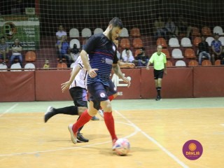 
<a style='margin-left: 5px;' class='btn btn-xs btn-social btn-facebook' href='https://www.facebook.com/sharer/sharer.php?u=https://www.boladovale.com.br/imgs/800-800-90/conteudo/fotos/1261/img1373.jpg' rel='popup' data-width='500' data-height='400'><i class='fa fa-facebook'></i>Compartilhar <span class='hidden-xs'>no Facebook</span>
</a> 
<a class='btn btn-default btn-xs' target='_blank' href='imgs/800-800-90/conteudo/fotos/1261/img1373.jpg'>
<span class='glyphicon glyphicon-cloud-download'></span> Salvar
</a> 
<span></span>