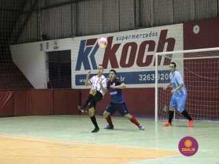 
<a style='margin-left: 5px;' class='btn btn-xs btn-social btn-facebook' href='https://www.facebook.com/sharer/sharer.php?u=https://www.boladovale.com.br/imgs/800-800-90/conteudo/fotos/1261/img1376.jpg' rel='popup' data-width='500' data-height='400'><i class='fa fa-facebook'></i>Compartilhar <span class='hidden-xs'>no Facebook</span>
</a> 
<a class='btn btn-default btn-xs' target='_blank' href='imgs/800-800-90/conteudo/fotos/1261/img1376.jpg'>
<span class='glyphicon glyphicon-cloud-download'></span> Salvar
</a> 
<span></span>