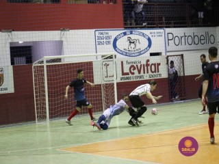 
<a style='margin-left: 5px;' class='btn btn-xs btn-social btn-facebook' href='https://www.facebook.com/sharer/sharer.php?u=https://www.boladovale.com.br/imgs/800-800-90/conteudo/fotos/1261/img1395.jpg' rel='popup' data-width='500' data-height='400'><i class='fa fa-facebook'></i>Compartilhar <span class='hidden-xs'>no Facebook</span>
</a> 
<a class='btn btn-default btn-xs' target='_blank' href='imgs/800-800-90/conteudo/fotos/1261/img1395.jpg'>
<span class='glyphicon glyphicon-cloud-download'></span> Salvar
</a> 
<span></span>