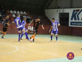 
<a style='margin-left: 5px;' class='btn btn-xs btn-social btn-facebook' href='https://www.facebook.com/sharer/sharer.php?u=https://www.boladovale.com.br/imgs/800-800-90/conteudo/fotos/1263/img1596.jpg' rel='popup' data-width='500' data-height='400'><i class='fa fa-facebook'></i>Compartilhar <span class='hidden-xs'>no Facebook</span>
</a> 
<a class='btn btn-default btn-xs' target='_blank' href='imgs/800-800-90/conteudo/fotos/1263/img1596.jpg'>
<span class='glyphicon glyphicon-cloud-download'></span> Salvar
</a> 
<span></span>