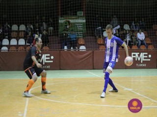 
<a style='margin-left: 5px;' class='btn btn-xs btn-social btn-facebook' href='https://www.facebook.com/sharer/sharer.php?u=https://www.boladovale.com.br/imgs/800-800-90/conteudo/fotos/1263/img1601.jpg' rel='popup' data-width='500' data-height='400'><i class='fa fa-facebook'></i>Compartilhar <span class='hidden-xs'>no Facebook</span>
</a> 
<a class='btn btn-default btn-xs' target='_blank' href='imgs/800-800-90/conteudo/fotos/1263/img1601.jpg'>
<span class='glyphicon glyphicon-cloud-download'></span> Salvar
</a> 
<span></span>