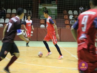 
<a style='margin-left: 5px;' class='btn btn-xs btn-social btn-facebook' href='https://www.facebook.com/sharer/sharer.php?u=https://www.boladovale.com.br/imgs/800-800-90/conteudo/fotos/1264/img1626.jpg' rel='popup' data-width='500' data-height='400'><i class='fa fa-facebook'></i>Compartilhar <span class='hidden-xs'>no Facebook</span>
</a> 
<a class='btn btn-default btn-xs' target='_blank' href='imgs/800-800-90/conteudo/fotos/1264/img1626.jpg'>
<span class='glyphicon glyphicon-cloud-download'></span> Salvar
</a> 
<span></span>