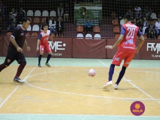
<a style='margin-left: 5px;' class='btn btn-xs btn-social btn-facebook' href='https://www.facebook.com/sharer/sharer.php?u=https://www.boladovale.com.br/imgs/800-800-90/conteudo/fotos/1264/img1633.jpg' rel='popup' data-width='500' data-height='400'><i class='fa fa-facebook'></i>Compartilhar <span class='hidden-xs'>no Facebook</span>
</a> 
<a class='btn btn-default btn-xs' target='_blank' href='imgs/800-800-90/conteudo/fotos/1264/img1633.jpg'>
<span class='glyphicon glyphicon-cloud-download'></span> Salvar
</a> 
<span></span>