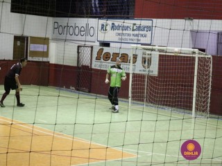 
<a style='margin-left: 5px;' class='btn btn-xs btn-social btn-facebook' href='https://www.facebook.com/sharer/sharer.php?u=https://www.boladovale.com.br/imgs/800-800-90/conteudo/fotos/1264/img1674.jpg' rel='popup' data-width='500' data-height='400'><i class='fa fa-facebook'></i>Compartilhar <span class='hidden-xs'>no Facebook</span>
</a> 
<a class='btn btn-default btn-xs' target='_blank' href='imgs/800-800-90/conteudo/fotos/1264/img1674.jpg'>
<span class='glyphicon glyphicon-cloud-download'></span> Salvar
</a> 
<span></span>