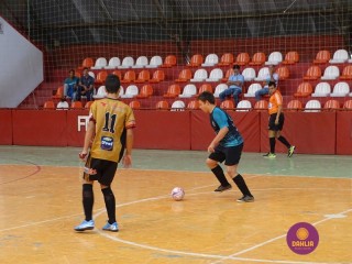 
<a style='margin-left: 5px;' class='btn btn-xs btn-social btn-facebook' href='https://www.facebook.com/sharer/sharer.php?u=https://www.boladovale.com.br/imgs/800-800-90/conteudo/fotos/1265/dsc01025.jpg' rel='popup' data-width='500' data-height='400'><i class='fa fa-facebook'></i>Compartilhar <span class='hidden-xs'>no Facebook</span>
</a> 
<a class='btn btn-default btn-xs' target='_blank' href='imgs/800-800-90/conteudo/fotos/1265/dsc01025.jpg'>
<span class='glyphicon glyphicon-cloud-download'></span> Salvar
</a> 
<span></span>