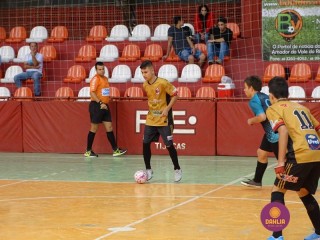 
<a style='margin-left: 5px;' class='btn btn-xs btn-social btn-facebook' href='https://www.facebook.com/sharer/sharer.php?u=https://www.boladovale.com.br/imgs/800-800-90/conteudo/fotos/1265/dsc01026.jpg' rel='popup' data-width='500' data-height='400'><i class='fa fa-facebook'></i>Compartilhar <span class='hidden-xs'>no Facebook</span>
</a> 
<a class='btn btn-default btn-xs' target='_blank' href='imgs/800-800-90/conteudo/fotos/1265/dsc01026.jpg'>
<span class='glyphicon glyphicon-cloud-download'></span> Salvar
</a> 
<span></span>