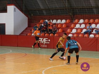 
<a style='margin-left: 5px;' class='btn btn-xs btn-social btn-facebook' href='https://www.facebook.com/sharer/sharer.php?u=https://www.boladovale.com.br/imgs/800-800-90/conteudo/fotos/1265/dsc01033.jpg' rel='popup' data-width='500' data-height='400'><i class='fa fa-facebook'></i>Compartilhar <span class='hidden-xs'>no Facebook</span>
</a> 
<a class='btn btn-default btn-xs' target='_blank' href='imgs/800-800-90/conteudo/fotos/1265/dsc01033.jpg'>
<span class='glyphicon glyphicon-cloud-download'></span> Salvar
</a> 
<span></span>