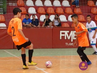 
<a style='margin-left: 5px;' class='btn btn-xs btn-social btn-facebook' href='https://www.facebook.com/sharer/sharer.php?u=https://www.boladovale.com.br/imgs/800-800-90/conteudo/fotos/1267/dsc01081.jpg' rel='popup' data-width='500' data-height='400'><i class='fa fa-facebook'></i>Compartilhar <span class='hidden-xs'>no Facebook</span>
</a> 
<a class='btn btn-default btn-xs' target='_blank' href='imgs/800-800-90/conteudo/fotos/1267/dsc01081.jpg'>
<span class='glyphicon glyphicon-cloud-download'></span> Salvar
</a> 
<span></span>