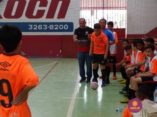 
<a style='margin-left: 5px;' class='btn btn-xs btn-social btn-facebook' href='https://www.facebook.com/sharer/sharer.php?u=https://www.boladovale.com.br/imgs/800-800-90/conteudo/fotos/1267/dsc01119.jpg' rel='popup' data-width='500' data-height='400'><i class='fa fa-facebook'></i>Compartilhar <span class='hidden-xs'>no Facebook</span>
</a> 
<a class='btn btn-default btn-xs' target='_blank' href='imgs/800-800-90/conteudo/fotos/1267/dsc01119.jpg'>
<span class='glyphicon glyphicon-cloud-download'></span> Salvar
</a> 
<span></span>