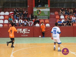
<a style='margin-left: 5px;' class='btn btn-xs btn-social btn-facebook' href='https://www.facebook.com/sharer/sharer.php?u=https://www.boladovale.com.br/imgs/800-800-90/conteudo/fotos/1267/dsc01124.jpg' rel='popup' data-width='500' data-height='400'><i class='fa fa-facebook'></i>Compartilhar <span class='hidden-xs'>no Facebook</span>
</a> 
<a class='btn btn-default btn-xs' target='_blank' href='imgs/800-800-90/conteudo/fotos/1267/dsc01124.jpg'>
<span class='glyphicon glyphicon-cloud-download'></span> Salvar
</a> 
<span></span>