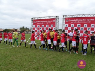 
<a style='margin-left: 5px;' class='btn btn-xs btn-social btn-facebook' href='https://www.facebook.com/sharer/sharer.php?u=https://www.boladovale.com.br/imgs/800-800-90/conteudo/fotos/1269/dsc01226.jpg' rel='popup' data-width='500' data-height='400'><i class='fa fa-facebook'></i>Compartilhar <span class='hidden-xs'>no Facebook</span>
</a> 
<a class='btn btn-default btn-xs' target='_blank' href='imgs/800-800-90/conteudo/fotos/1269/dsc01226.jpg'>
<span class='glyphicon glyphicon-cloud-download'></span> Salvar
</a> 
<span></span>
