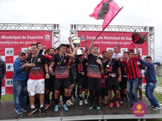 
<a style='margin-left: 5px;' class='btn btn-xs btn-social btn-facebook' href='https://www.facebook.com/sharer/sharer.php?u=https://www.boladovale.com.br/imgs/800-800-90/conteudo/fotos/1269/dsc01400.jpg' rel='popup' data-width='500' data-height='400'><i class='fa fa-facebook'></i>Compartilhar <span class='hidden-xs'>no Facebook</span>
</a> 
<a class='btn btn-default btn-xs' target='_blank' href='imgs/800-800-90/conteudo/fotos/1269/dsc01400.jpg'>
<span class='glyphicon glyphicon-cloud-download'></span> Salvar
</a> 
<span></span>