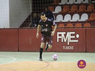 
<a style='margin-left: 5px;' class='btn btn-xs btn-social btn-facebook' href='https://www.facebook.com/sharer/sharer.php?u=https://www.boladovale.com.br/imgs/800-800-90/conteudo/fotos/1271/img1755.jpg' rel='popup' data-width='500' data-height='400'><i class='fa fa-facebook'></i>Compartilhar <span class='hidden-xs'>no Facebook</span>
</a> 
<a class='btn btn-default btn-xs' target='_blank' href='imgs/800-800-90/conteudo/fotos/1271/img1755.jpg'>
<span class='glyphicon glyphicon-cloud-download'></span> Salvar
</a> 
<span></span>