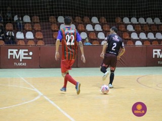 
<a style='margin-left: 5px;' class='btn btn-xs btn-social btn-facebook' href='https://www.facebook.com/sharer/sharer.php?u=https://www.boladovale.com.br/imgs/800-800-90/conteudo/fotos/1271/img1809.jpg' rel='popup' data-width='500' data-height='400'><i class='fa fa-facebook'></i>Compartilhar <span class='hidden-xs'>no Facebook</span>
</a> 
<a class='btn btn-default btn-xs' target='_blank' href='imgs/800-800-90/conteudo/fotos/1271/img1809.jpg'>
<span class='glyphicon glyphicon-cloud-download'></span> Salvar
</a> 
<span></span>
