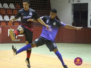 
<a style='margin-left: 5px;' class='btn btn-xs btn-social btn-facebook' href='https://www.facebook.com/sharer/sharer.php?u=https://www.boladovale.com.br/imgs/800-800-90/conteudo/fotos/1273/img1903.jpg' rel='popup' data-width='500' data-height='400'><i class='fa fa-facebook'></i>Compartilhar <span class='hidden-xs'>no Facebook</span>
</a> 
<a class='btn btn-default btn-xs' target='_blank' href='imgs/800-800-90/conteudo/fotos/1273/img1903.jpg'>
<span class='glyphicon glyphicon-cloud-download'></span> Salvar
</a> 
<span></span>