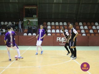 
<a style='margin-left: 5px;' class='btn btn-xs btn-social btn-facebook' href='https://www.facebook.com/sharer/sharer.php?u=https://www.boladovale.com.br/imgs/800-800-90/conteudo/fotos/1274/img1922.jpg' rel='popup' data-width='500' data-height='400'><i class='fa fa-facebook'></i>Compartilhar <span class='hidden-xs'>no Facebook</span>
</a> 
<a class='btn btn-default btn-xs' target='_blank' href='imgs/800-800-90/conteudo/fotos/1274/img1922.jpg'>
<span class='glyphicon glyphicon-cloud-download'></span> Salvar
</a> 
<span></span>