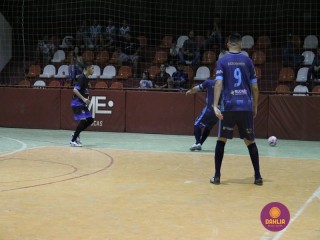 
<a style='margin-left: 5px;' class='btn btn-xs btn-social btn-facebook' href='https://www.facebook.com/sharer/sharer.php?u=https://www.boladovale.com.br/imgs/800-800-90/conteudo/fotos/1275/img1995.jpg' rel='popup' data-width='500' data-height='400'><i class='fa fa-facebook'></i>Compartilhar <span class='hidden-xs'>no Facebook</span>
</a> 
<a class='btn btn-default btn-xs' target='_blank' href='imgs/800-800-90/conteudo/fotos/1275/img1995.jpg'>
<span class='glyphicon glyphicon-cloud-download'></span> Salvar
</a> 
<span></span>