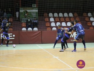 
<a style='margin-left: 5px;' class='btn btn-xs btn-social btn-facebook' href='https://www.facebook.com/sharer/sharer.php?u=https://www.boladovale.com.br/imgs/800-800-90/conteudo/fotos/1275/img1998.jpg' rel='popup' data-width='500' data-height='400'><i class='fa fa-facebook'></i>Compartilhar <span class='hidden-xs'>no Facebook</span>
</a> 
<a class='btn btn-default btn-xs' target='_blank' href='imgs/800-800-90/conteudo/fotos/1275/img1998.jpg'>
<span class='glyphicon glyphicon-cloud-download'></span> Salvar
</a> 
<span></span>