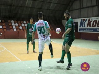 
<a style='margin-left: 5px;' class='btn btn-xs btn-social btn-facebook' href='https://www.facebook.com/sharer/sharer.php?u=https://www.boladovale.com.br/imgs/800-800-90/conteudo/fotos/1276/img2111.jpg' rel='popup' data-width='500' data-height='400'><i class='fa fa-facebook'></i>Compartilhar <span class='hidden-xs'>no Facebook</span>
</a> 
<a class='btn btn-default btn-xs' target='_blank' href='imgs/800-800-90/conteudo/fotos/1276/img2111.jpg'>
<span class='glyphicon glyphicon-cloud-download'></span> Salvar
</a> 
<span></span>