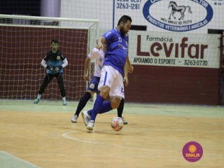 
<a style='margin-left: 5px;' class='btn btn-xs btn-social btn-facebook' href='https://www.facebook.com/sharer/sharer.php?u=https://www.boladovale.com.br/imgs/800-800-90/conteudo/fotos/1278/img2241.jpg' rel='popup' data-width='500' data-height='400'><i class='fa fa-facebook'></i>Compartilhar <span class='hidden-xs'>no Facebook</span>
</a> 
<a class='btn btn-default btn-xs' target='_blank' href='imgs/800-800-90/conteudo/fotos/1278/img2241.jpg'>
<span class='glyphicon glyphicon-cloud-download'></span> Salvar
</a> 
<span></span>