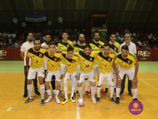 
<a style='margin-left: 5px;' class='btn btn-xs btn-social btn-facebook' href='https://www.facebook.com/sharer/sharer.php?u=https://www.boladovale.com.br/imgs/800-800-90/conteudo/fotos/1279/img2281.jpg' rel='popup' data-width='500' data-height='400'><i class='fa fa-facebook'></i>Compartilhar <span class='hidden-xs'>no Facebook</span>
</a> 
<a class='btn btn-default btn-xs' target='_blank' href='imgs/800-800-90/conteudo/fotos/1279/img2281.jpg'>
<span class='glyphicon glyphicon-cloud-download'></span> Salvar
</a> 
<span></span>