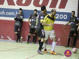 
<a style='margin-left: 5px;' class='btn btn-xs btn-social btn-facebook' href='https://www.facebook.com/sharer/sharer.php?u=https://www.boladovale.com.br/imgs/800-800-90/conteudo/fotos/1279/img2291.jpg' rel='popup' data-width='500' data-height='400'><i class='fa fa-facebook'></i>Compartilhar <span class='hidden-xs'>no Facebook</span>
</a> 
<a class='btn btn-default btn-xs' target='_blank' href='imgs/800-800-90/conteudo/fotos/1279/img2291.jpg'>
<span class='glyphicon glyphicon-cloud-download'></span> Salvar
</a> 
<span></span>