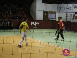 
<a style='margin-left: 5px;' class='btn btn-xs btn-social btn-facebook' href='https://www.facebook.com/sharer/sharer.php?u=https://www.boladovale.com.br/imgs/800-800-90/conteudo/fotos/1279/img2327.jpg' rel='popup' data-width='500' data-height='400'><i class='fa fa-facebook'></i>Compartilhar <span class='hidden-xs'>no Facebook</span>
</a> 
<a class='btn btn-default btn-xs' target='_blank' href='imgs/800-800-90/conteudo/fotos/1279/img2327.jpg'>
<span class='glyphicon glyphicon-cloud-download'></span> Salvar
</a> 
<span></span>