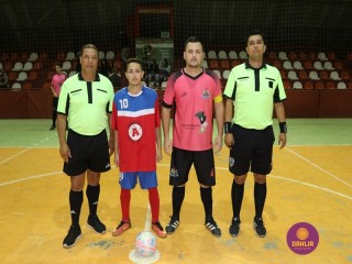 
<a style='margin-left: 5px;' class='btn btn-xs btn-social btn-facebook' href='https://www.facebook.com/sharer/sharer.php?u=https://www.boladovale.com.br/imgs/800-800-90/conteudo/fotos/1280/img2910.jpg' rel='popup' data-width='500' data-height='400'><i class='fa fa-facebook'></i>Compartilhar <span class='hidden-xs'>no Facebook</span>
</a> 
<a class='btn btn-default btn-xs' target='_blank' href='imgs/800-800-90/conteudo/fotos/1280/img2910.jpg'>
<span class='glyphicon glyphicon-cloud-download'></span> Salvar
</a> 
<span></span>