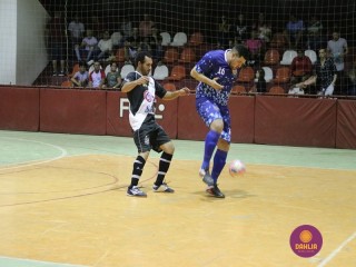 
<a style='margin-left: 5px;' class='btn btn-xs btn-social btn-facebook' href='https://www.facebook.com/sharer/sharer.php?u=https://www.boladovale.com.br/imgs/800-800-90/conteudo/fotos/1282/img3045.jpg' rel='popup' data-width='500' data-height='400'><i class='fa fa-facebook'></i>Compartilhar <span class='hidden-xs'>no Facebook</span>
</a> 
<a class='btn btn-default btn-xs' target='_blank' href='imgs/800-800-90/conteudo/fotos/1282/img3045.jpg'>
<span class='glyphicon glyphicon-cloud-download'></span> Salvar
</a> 
<span></span>