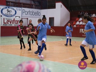 
<a style='margin-left: 5px;' class='btn btn-xs btn-social btn-facebook' href='https://www.facebook.com/sharer/sharer.php?u=https://www.boladovale.com.br/imgs/800-800-90/conteudo/fotos/1283/img2338.jpg' rel='popup' data-width='500' data-height='400'><i class='fa fa-facebook'></i>Compartilhar <span class='hidden-xs'>no Facebook</span>
</a> 
<a class='btn btn-default btn-xs' target='_blank' href='imgs/800-800-90/conteudo/fotos/1283/img2338.jpg'>
<span class='glyphicon glyphicon-cloud-download'></span> Salvar
</a> 
<span></span>