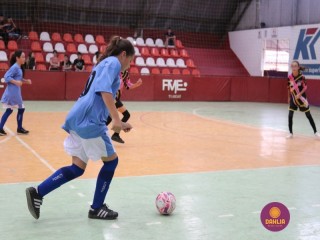 
<a style='margin-left: 5px;' class='btn btn-xs btn-social btn-facebook' href='https://www.facebook.com/sharer/sharer.php?u=https://www.boladovale.com.br/imgs/800-800-90/conteudo/fotos/1283/img2346.jpg' rel='popup' data-width='500' data-height='400'><i class='fa fa-facebook'></i>Compartilhar <span class='hidden-xs'>no Facebook</span>
</a> 
<a class='btn btn-default btn-xs' target='_blank' href='imgs/800-800-90/conteudo/fotos/1283/img2346.jpg'>
<span class='glyphicon glyphicon-cloud-download'></span> Salvar
</a> 
<span></span>