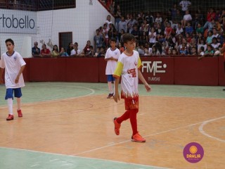 
<a style='margin-left: 5px;' class='btn btn-xs btn-social btn-facebook' href='https://www.facebook.com/sharer/sharer.php?u=https://www.boladovale.com.br/imgs/800-800-90/conteudo/fotos/1283/img2510.jpg' rel='popup' data-width='500' data-height='400'><i class='fa fa-facebook'></i>Compartilhar <span class='hidden-xs'>no Facebook</span>
</a> 
<a class='btn btn-default btn-xs' target='_blank' href='imgs/800-800-90/conteudo/fotos/1283/img2510.jpg'>
<span class='glyphicon glyphicon-cloud-download'></span> Salvar
</a> 
<span></span>