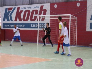 
<a style='margin-left: 5px;' class='btn btn-xs btn-social btn-facebook' href='https://www.facebook.com/sharer/sharer.php?u=https://www.boladovale.com.br/imgs/800-800-90/conteudo/fotos/1283/img2513.jpg' rel='popup' data-width='500' data-height='400'><i class='fa fa-facebook'></i>Compartilhar <span class='hidden-xs'>no Facebook</span>
</a> 
<a class='btn btn-default btn-xs' target='_blank' href='imgs/800-800-90/conteudo/fotos/1283/img2513.jpg'>
<span class='glyphicon glyphicon-cloud-download'></span> Salvar
</a> 
<span></span>